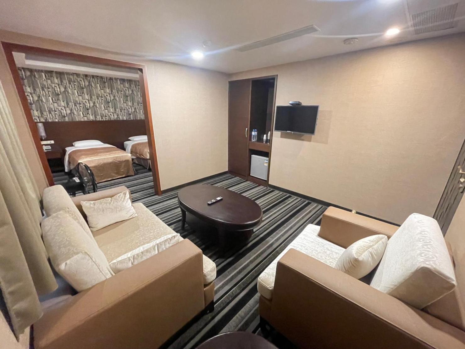 Metropolis Hotel Taoyuan Dış mekan fotoğraf