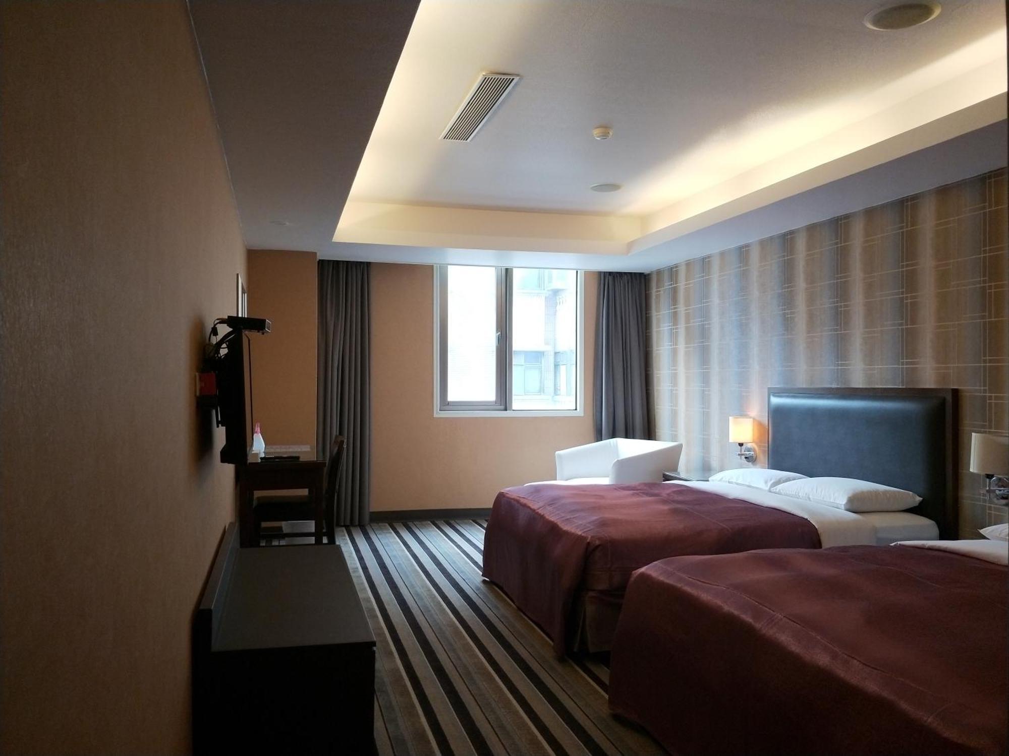 Metropolis Hotel Taoyuan Dış mekan fotoğraf