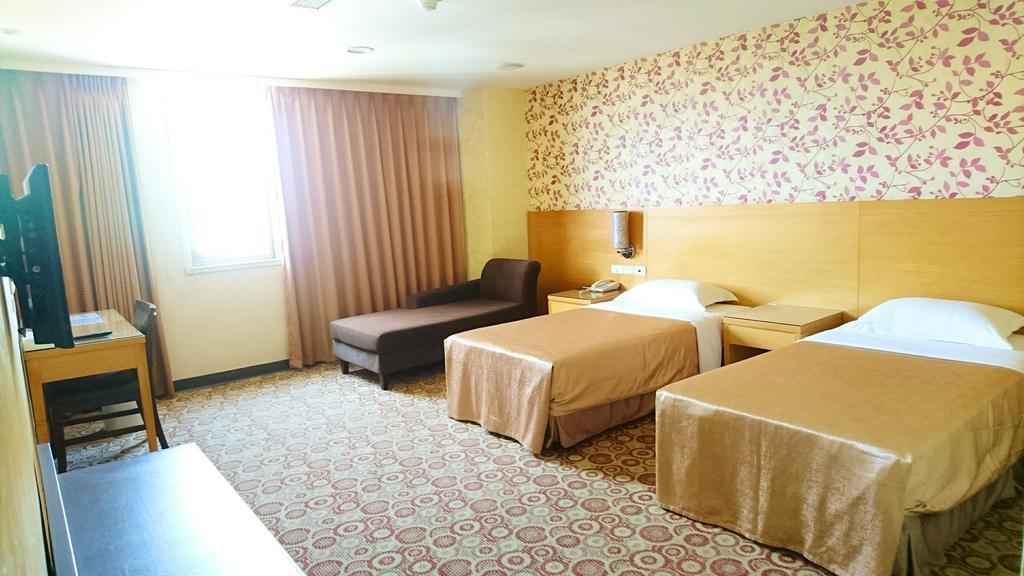 Metropolis Hotel Taoyuan Dış mekan fotoğraf